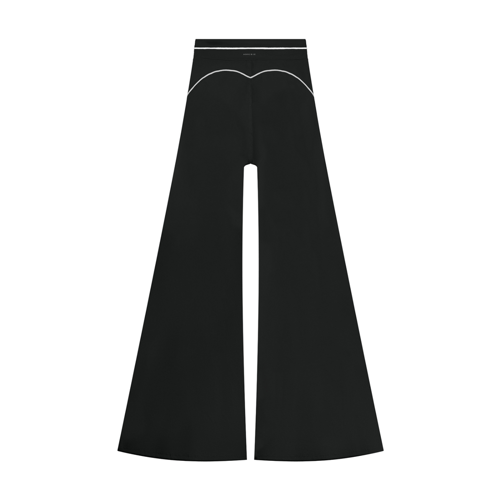 abridie,womenswear,Gymwear,sportswear,sportspants,Pants,yoga,Minimalist,Luxury,Elegant,fitness,fashion,Newarrivals,bestsellers,activewear